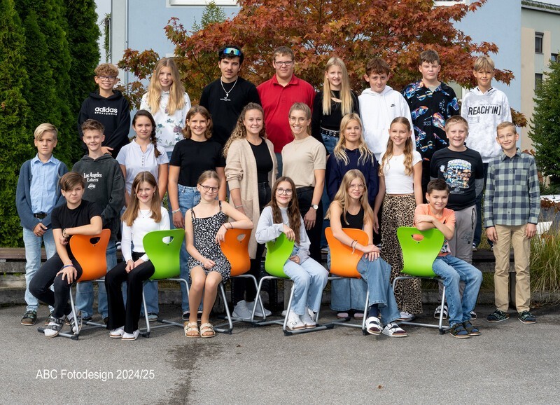 Klassenfoto-3b_202425.jpg