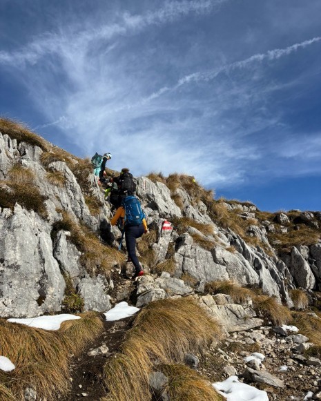 6WhatsApp Image 2025-11-01 at 16.58.35.jpeg