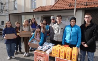 Pralinenverkauf Pfarre.jpg