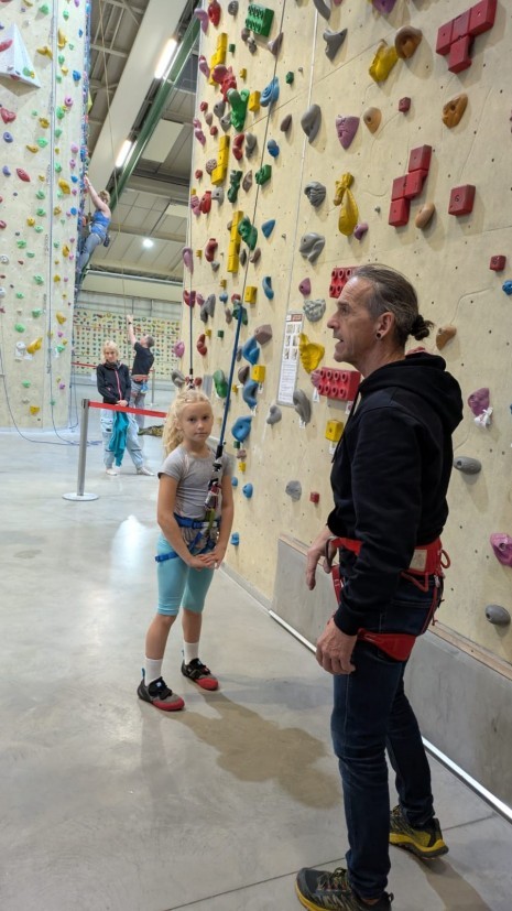 WhatsApp Image 2025-11-14 at 20.24.01 (1).jpeg