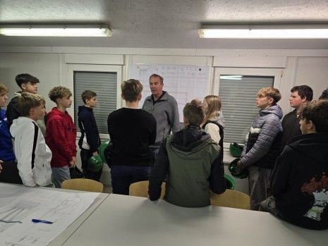 WhatsApp Image 2025-11-24 at 21.56.15.jpeg