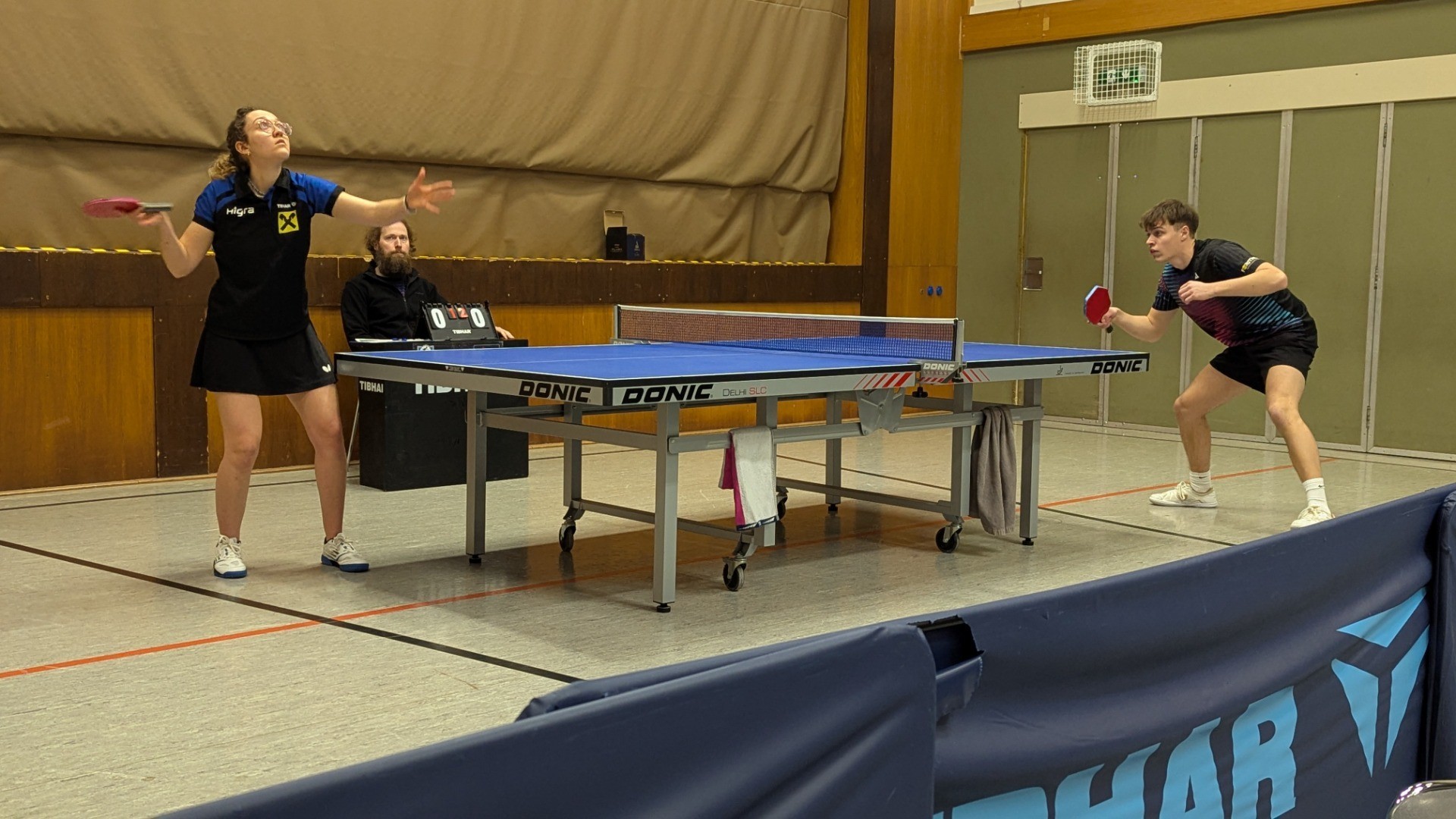 Annika Müller gegen Manuel Forstner