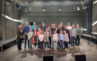 14 Gruppenfoto Bunt gmischt