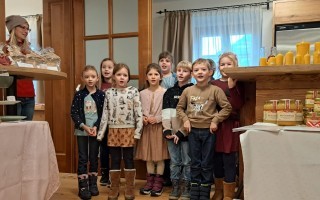 01 Hollenstein Advent Singklasse