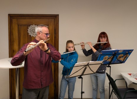 02 Hollenstein Querflötenensemble.jpg