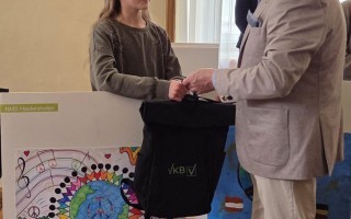 Friedensplakatwettbewerb 2025-26_4