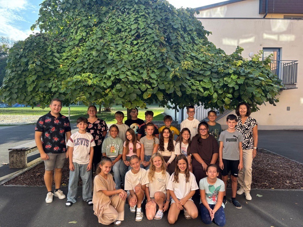 Klassenfoto 1b