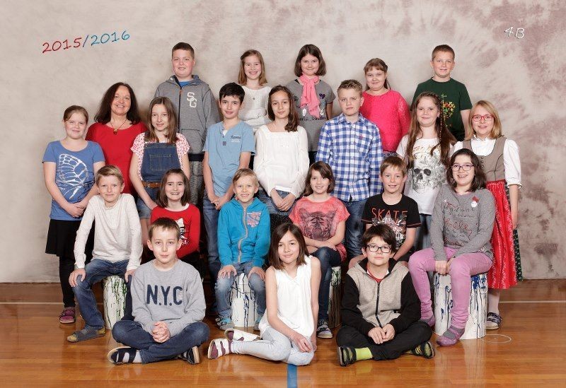 Klasse 2015 2016 4b.jpg