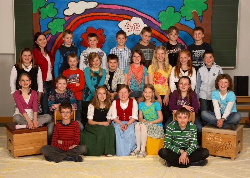 Klasse 2010 2011 4b.jpg