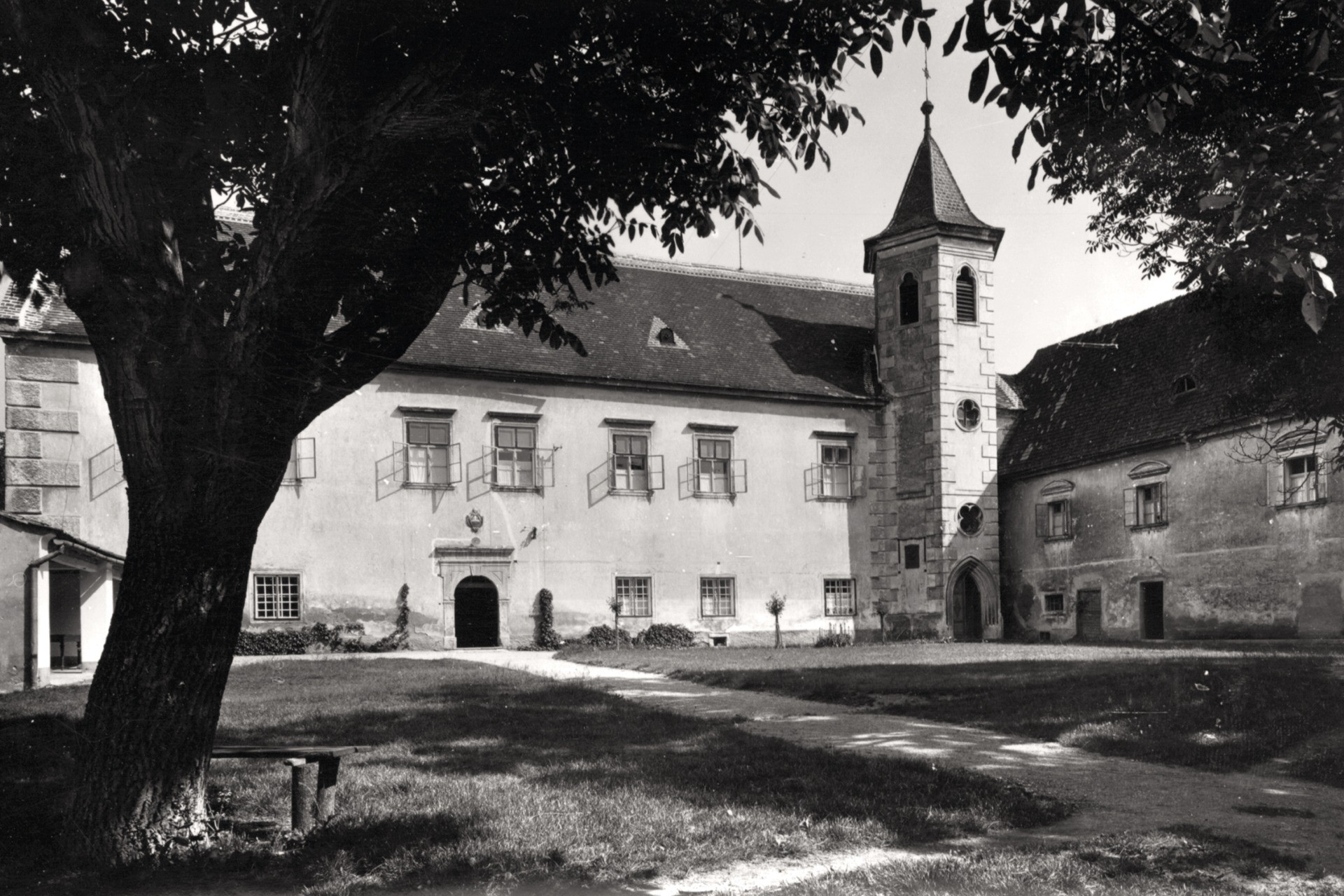 Schloss Atzenbrugg